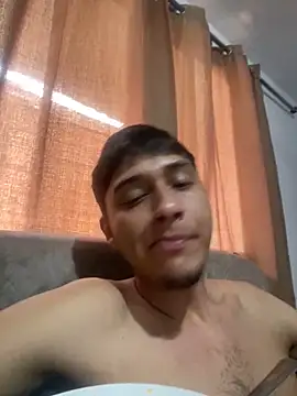 hot boy 04 online show from October 6, 2025, 3:24 pm