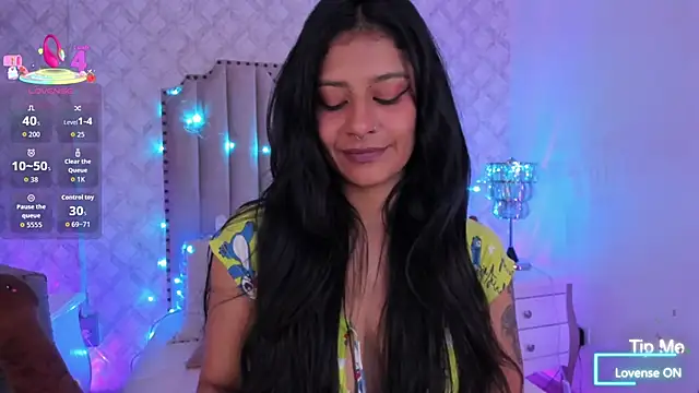 Yourwishisme val online show from December 14, 2025, 3:46 am