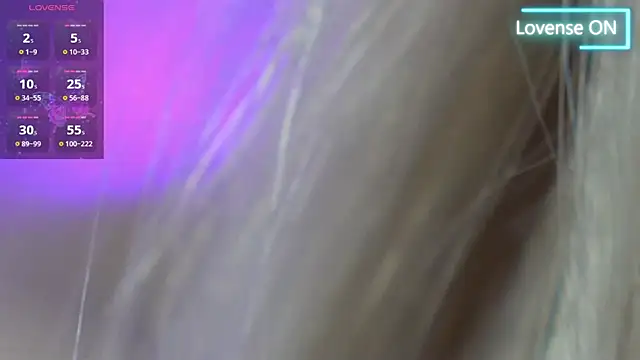 LucyLextonX online show from November 3, 2025, 5:23 am