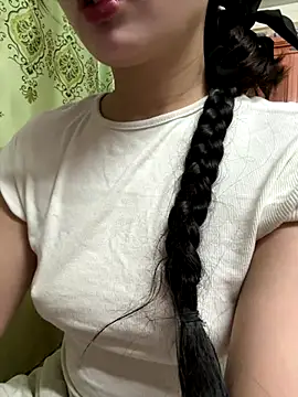 LinYi Office online show from December 15, 2025, 1:11 am