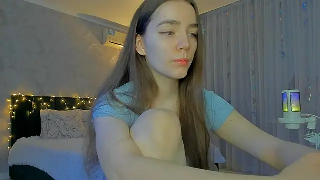 Snapshot of sweete_chantal chatting on February 2, 2026, 1:15 am sweete chantal online show from February 2, 2026, 1:15 am