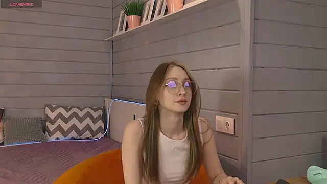 Snapshot of Vikki_wyye chatting on October 4, 2025, 3:19 am Vikki wyye online show from October 4, 2025, 3:19 am