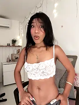 LeilaEbony online show from September 9, 2025, 12:47 pm