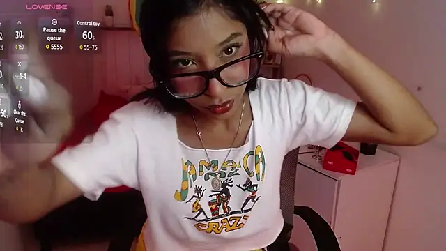 LeilaEbony online show from September 17, 2025, 12:40 pm