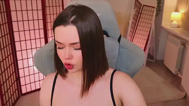 Snapshot of AvaFlower chatting on February 7, 2026, 2:58 pm AvaFlower online show from February 7, 2026, 2:58 pm