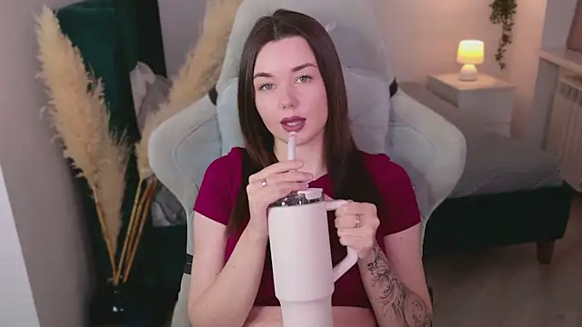 AvaFlower online show from September 27, 2025, 2:34 pm