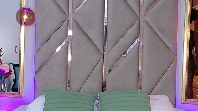 Agatha-Adams online show from January 10, 2026, 7:31 pm