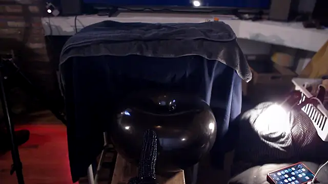 Snapshot of drieghe chatting on June 26, 2026, 6:19 am drieghe online show from June 26, 2026, 6:19 am