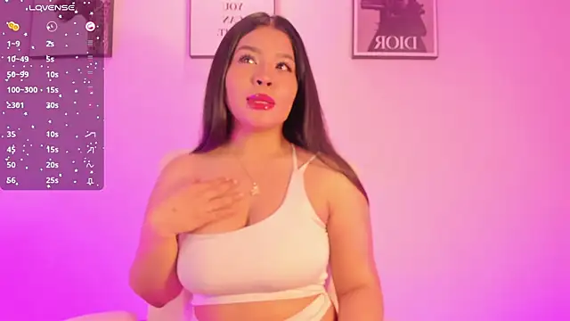 LizzyPonce online show from November 23, 2025, 8:46 am