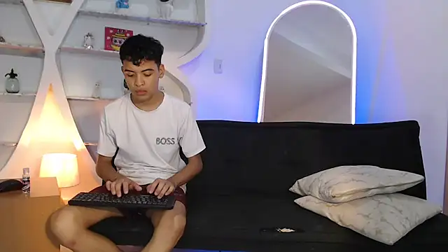 IMPERIAL GUYS01 online show from October 2, 2025, 2:15 am