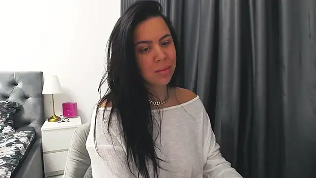 Casiana  online show from February 9, 2026, 7:28 am