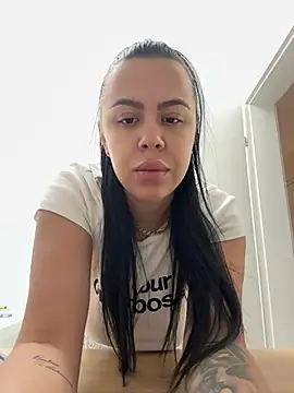 Casiana  online show from April 16, 2026, 2:23 am