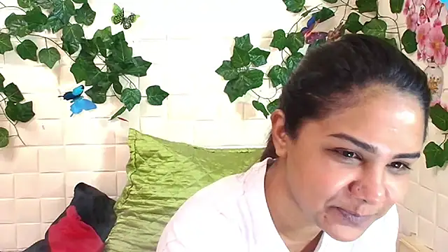 IndiaSexyStripper4u online show from October 17, 2025, 6:10 pm