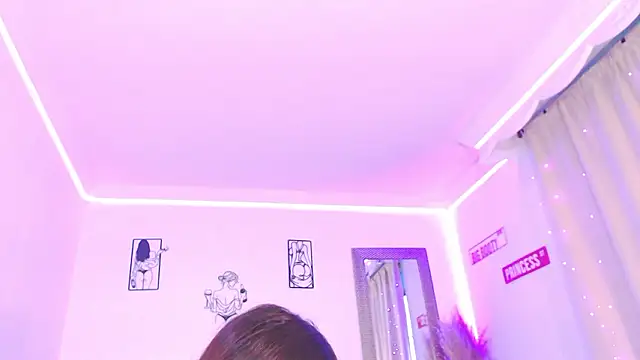 Anna belly online show from March 18, 2026, 10:32 pm