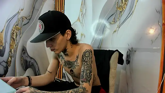 StraightBoy Nick online show from November 11, 2025, 3:12 am