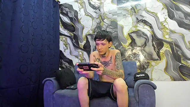StraightBoy Nick online show from May 20, 2026, 6:43 am