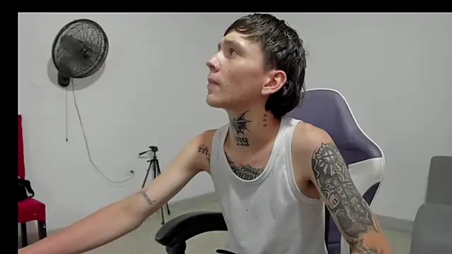 StraightBoy Nick online show from May 16, 2026, 5:28 am