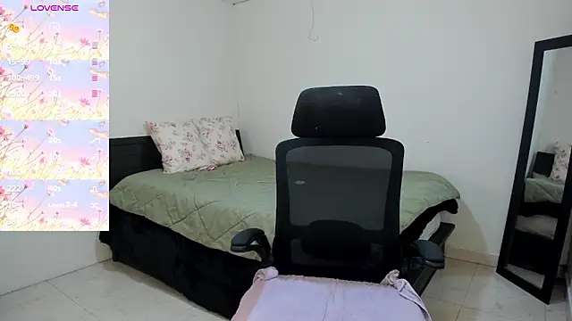 Snapshot of MariamCastiblanco chatting on February 13, 2026, 4:07 pm MariamCastiblanco online show from February 13, 2026, 4:07 pm