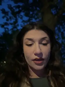 ScarletBloom  online show from April 19, 2026, 5:36 pm