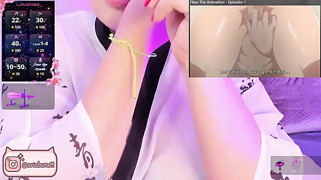 AriaBursett online show from September 13, 2025, 1:33 pm