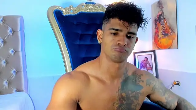 antonio  444 online show from May 16, 2026, 7:24 pm