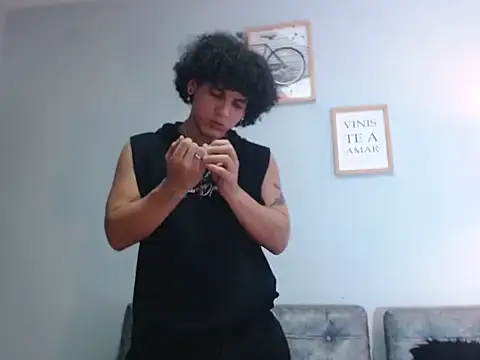 Xfire boy69 online show from October 9, 2025, 3:29 am