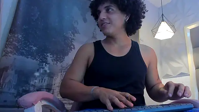 Xfire boy69 online show from October 24, 2025, 3:27 am