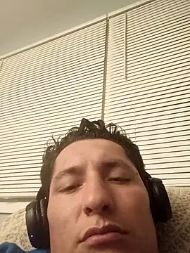 Zetaloco26 online show from October 10, 2025, 7:20 am