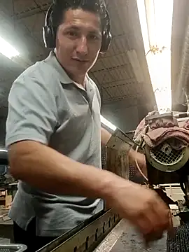 Zetaloco26 online show from October 3, 2025, 2:37 am