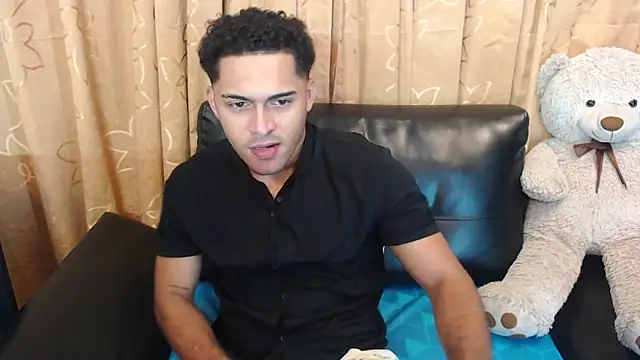 Snapshot of Derek_Storm_ chatting on April 2, 2026, 11:06 am Derek Storm online show from April 2, 2026, 11:06 am