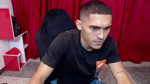 Derek Storm  online show from October 2, 2025, 4:05 am