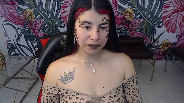 Snapshot of Nina_harper_ chatting on October 9, 2025, 8:09 pm Nina harper online show from October 9, 2025, 8:09 pm