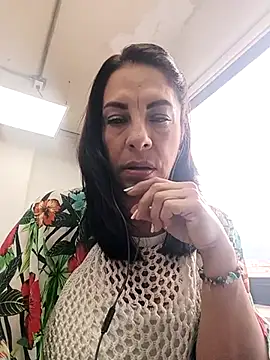  Kamy Hot online show from April 22, 2026, 7:42 pm