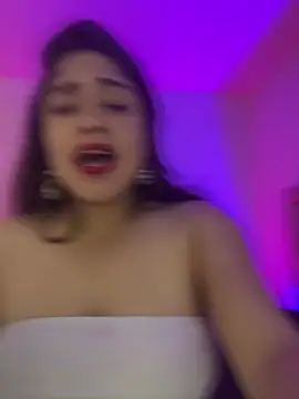 EmilyNoir1 online show from January 12, 2026, 11:42 pm