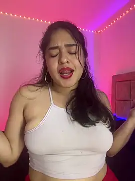 EmilyNoir1 online show from February 7, 2026, 12:51 am