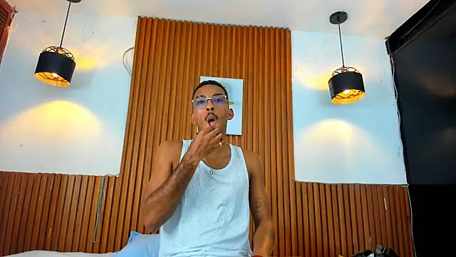 Darwin mayo online show from October 27, 2025, 5:47 pm