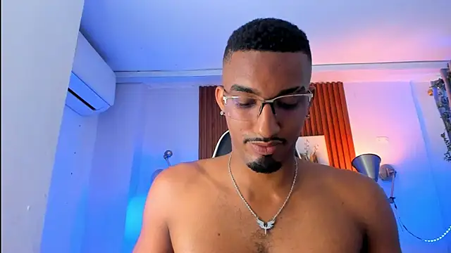 Snapshot of Darwin_mayo chatting on February 7, 2026, 6:27 pm Darwin mayo online show from February 7, 2026, 6:27 pm