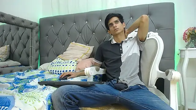 Sebalexis7 online show from October 10, 2025, 3:18 am