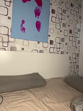 SweetTeenGirl online show from December 18, 2025, 7:18 pm