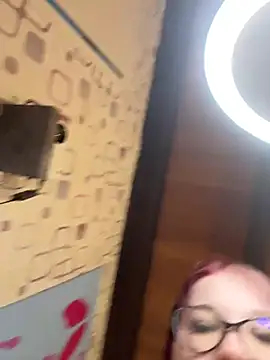 SweetTeenGirl online show from February 10, 2026, 7:02 pm