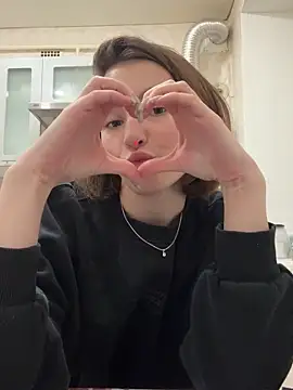 ZariaFlame online show from November 1, 2025, 7:30 pm