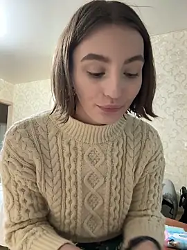 ZariaFlame online show from January 6, 2026, 11:42 pm