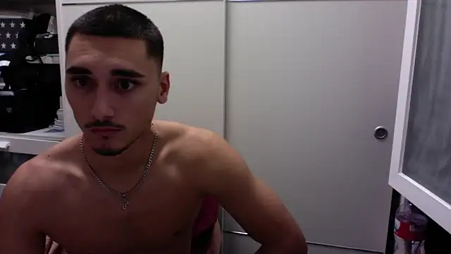 Snapshot of thebigking05 chatting on October 7, 2025, 10:49 am thebigking05 online show from October 7, 2025, 10:49 am