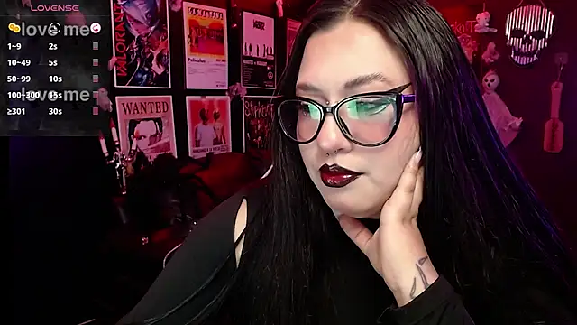 Snapshot of Ravendark_ chatting on October 23, 2025, 7:56 pm Ravendark online show from October 23, 2025, 7:56 pm