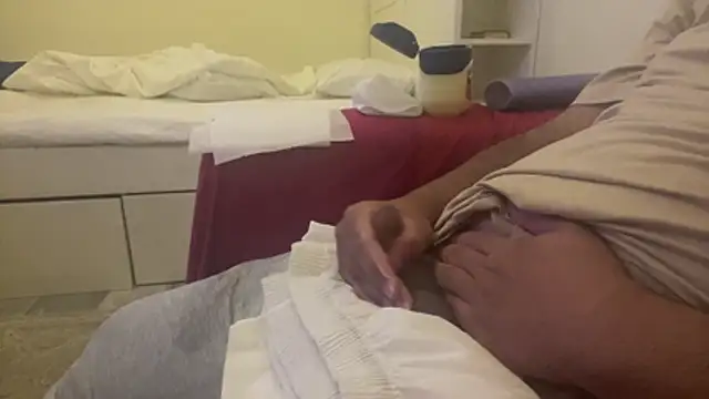 qnawafp online show from November 13, 2025, 9:30 pm