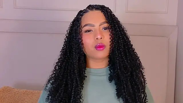 Snapshot of LanaRozz chatting on October 12, 2025, 1:34 pm LanaRozz online show from October 12, 2025, 1:34 pm