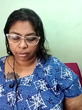 zara-mallus online show from October 3, 2025, 6:53 pm