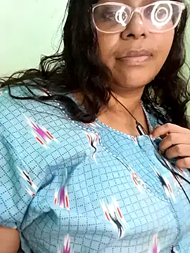 zara-mallus online show from September 29, 2025, 8:25 pm