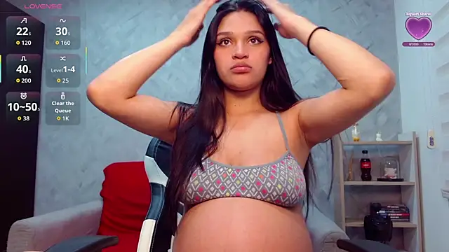 Roxxi 2110 online show from October 11, 2025, 2:12 am