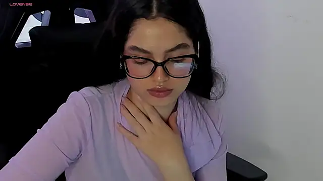 Kitty Anne online show from September 30, 2025, 10:05 pm